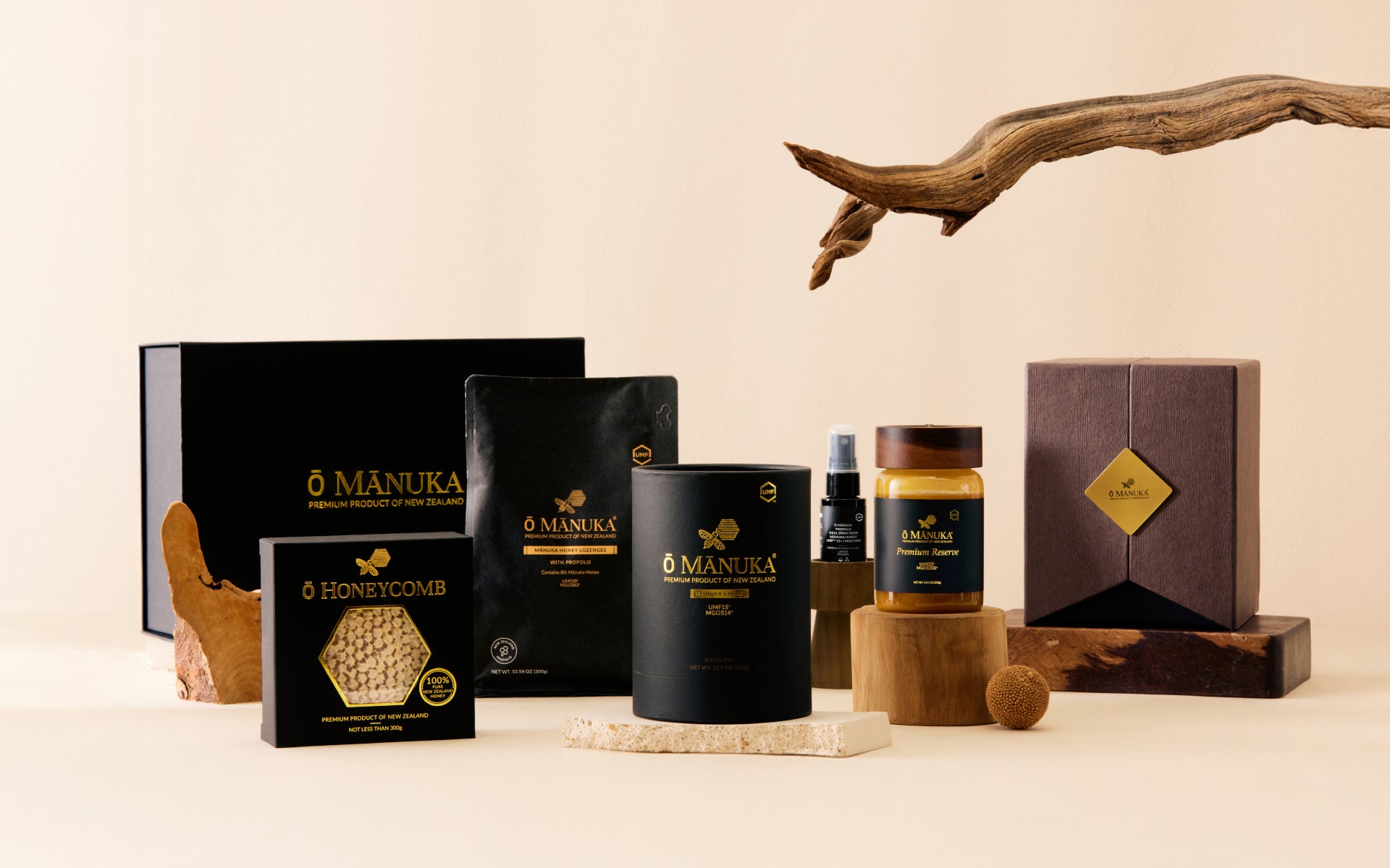 Mānuka Honey セット Products | New Zealand Mānuka Honey, Honey Sticks & Honeycomb | Ō
